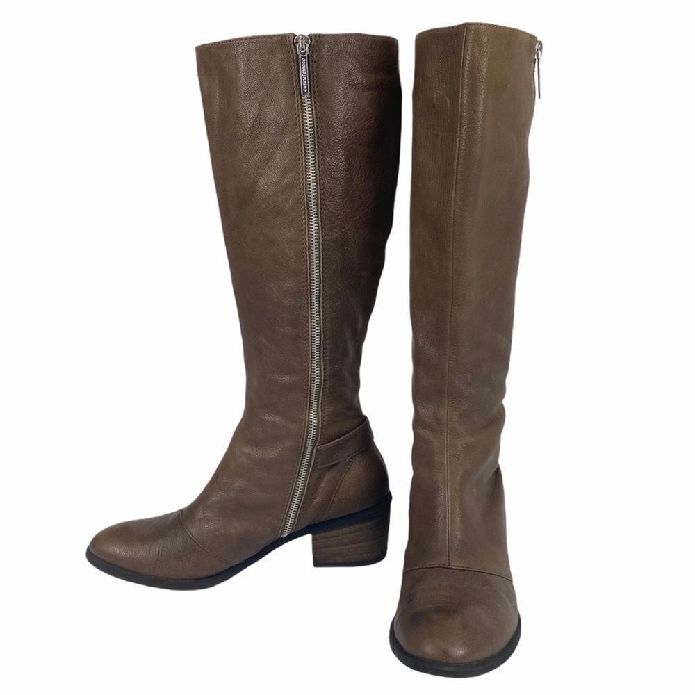 Donald J Pliner Tall pebbled leather 'Dalee' Boot - Picture 8 of 16